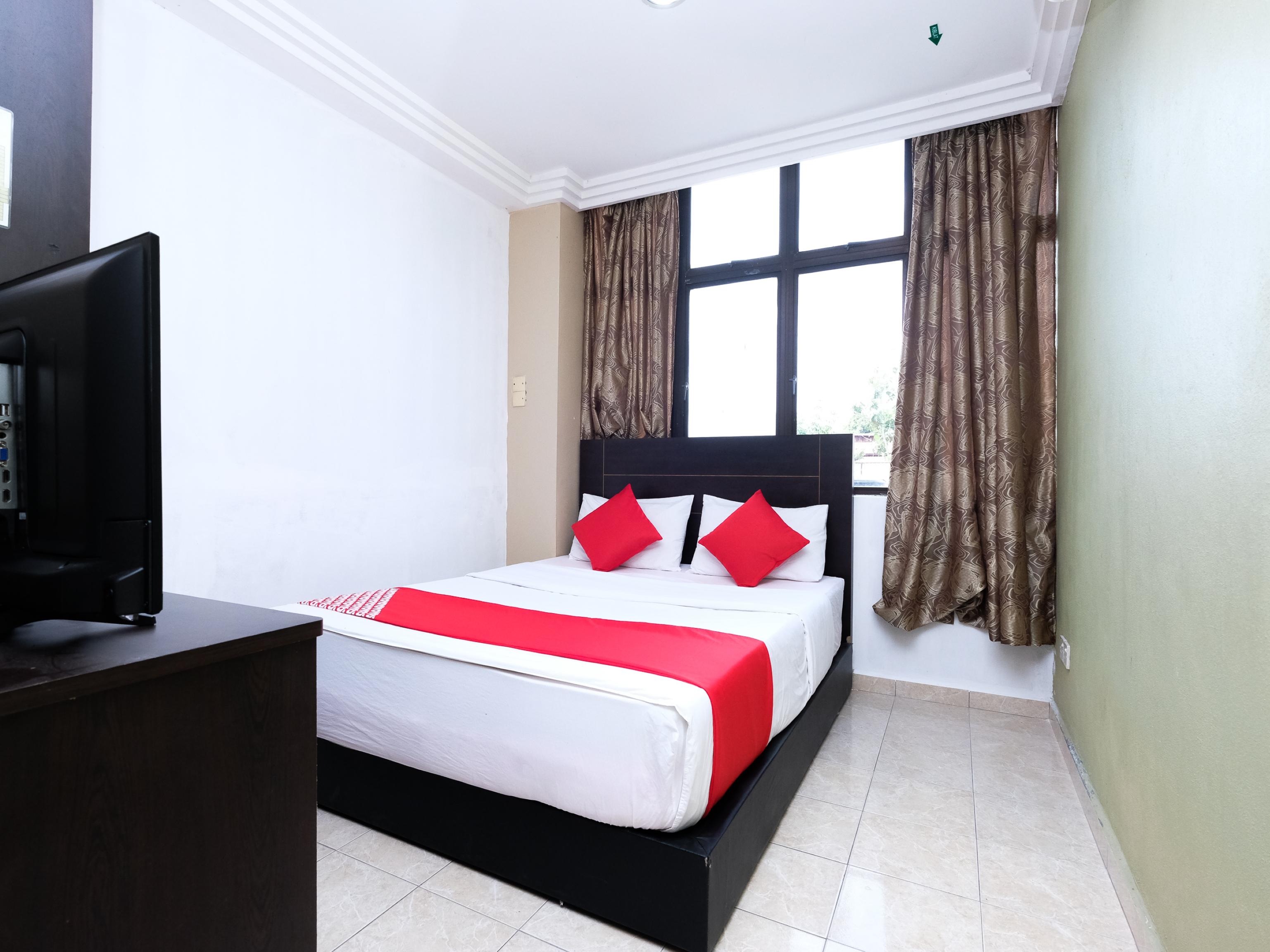 โอโย 717 มิสเตอร์เจ โฮเต็ล วากัฟ เช เยห์ 2 Hotel วากัฟเชเยห์ ภายนอก รูปภาพ